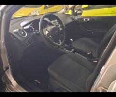 Ford Fiesta 1.5 TDCi 75CV 5 porte 2013 unico prop - 20