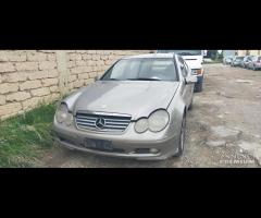 Ricambi Mercedes C Sport Coup 2.2 D del 2004