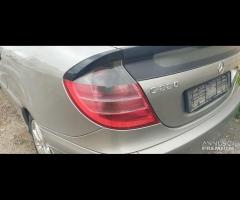 Ricambi Mercedes C Sport Coup 2.2 D del 2004 - 8