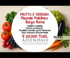 NEGOZIO FRUTTA E VERDURA VISIBILITA' INVIDIABILE