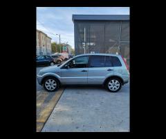 Ford Fusion 1.6 16V 5p. - Garanzia 12 Mesi