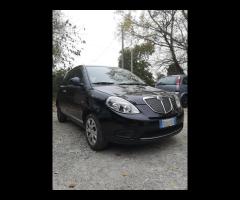 Lancia Ypsilon 1.2 69 CV - Garanzia 12 Mesi