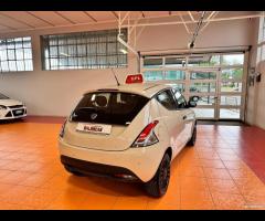 Lancia Ypsilon 1.2 69 CV 5 porte GPL Ecochic Gold - 7