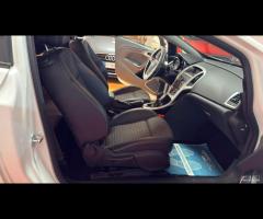 Opel Astra GTC 1.4 Turbo 120CV S&S 3 porte Cosmo - 14