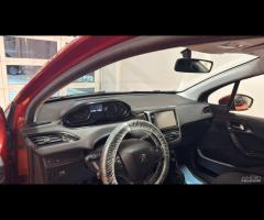 Peugeot 208 1.2 VTi 82 CV 5 porte Allure - 12