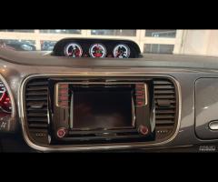 Volkswagen Maggiolino 2.0 TDI Design BlueMotion Te - 10