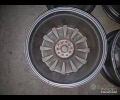 Cerchi In Lega Da 18" REPLICA Per Audi A8 - A3 - 9