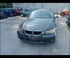 BMW serie 3 320 E91 m47 204d4 163cv per ricambi