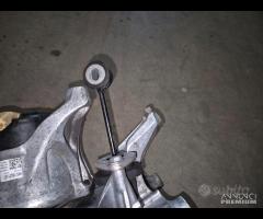 Supporto Motore Sinistro Per Audi A4 B9 - A5 2019