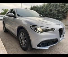 Alfa Romeo Stelvio 2.2 Turbodiesel 160 CV AT8 RWD