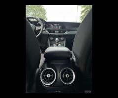 Alfa Romeo Stelvio 2.2 Turbodiesel 160 CV AT8 RWD - 20