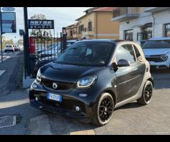 SMART FORTWO 70 SUPERPASSION TWINAMIC NAVI C-LED