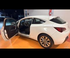 Opel Astra GTC 1.4 Turbo 120CV S&S 3 porte Cosmo