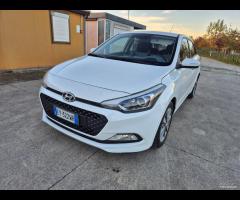 Hyundai i20 1.1 CRDi 12V 5 porte neopatentati