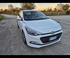 Hyundai i20 1.1 CRDi 12V 5 porte neopatentati