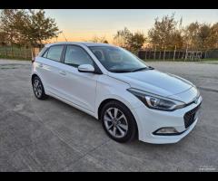Hyundai i20 1.1 CRDi 12V 5 porte neopatentati
