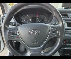 Hyundai i20 1.1 CRDi 12V 5 porte neopatentati - 18