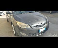 Ricambi Opel Astra 1.7 D del 2012 - 13