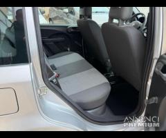 Fiat Panda 1.2 Emotion 69 cv benzina ok neopate. a - 8