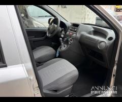 Fiat Panda 1.2 Emotion 69 cv benzina ok neopate. a - 9