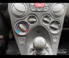 Fiat Panda 1.2 Emotion 69 cv benzina ok neopate. a - 12