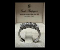 ANELLO FEDINA ORO 18kt. CINQUE DIAMANTI NATURALI