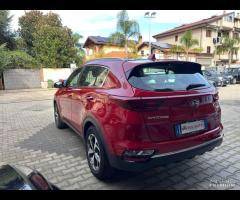 kia Sportage 1.6 crdi mild hibrid Energy - 4