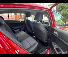 kia Sportage 1.6 crdi mild hibrid Energy - 14