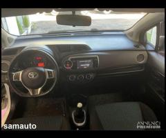 Toyota Yaris 1.0 5Porte Lounge 2012 - 9