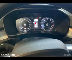 Volvo XC40 1.5 Benzina T2 Momentum auto N1 2021 - 10