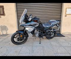 CFMOTO 800MT Sport ABS TFT -- Motor's Passion -