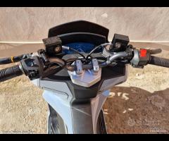 SYM Jet X 125 LC CBS D.D. -- Grigio - - 11