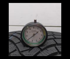 2 GOMME 255 40 20 FALKEN A60886