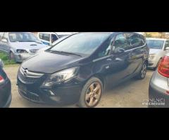 Ricambi Opel Zafira 2.0 D del 2012