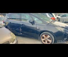 Ricambi Opel Zafira 2.0 D del 2012