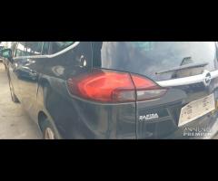 Ricambi Opel Zafira 2.0 D del 2012 - 7