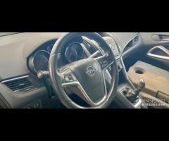 Ricambi Opel Zafira 2.0 D del 2012 - 11