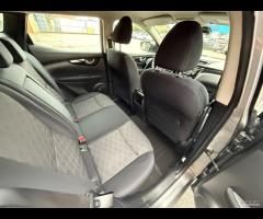 Nissan Qashqai 1.2 Benzina 115 Cv - Manuale - 25