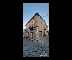 Casa indipendente al centro di Linguaglossa