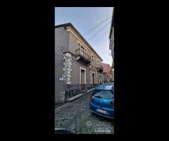Casa indipendente al centro di Linguaglossa