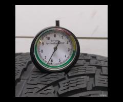 2 GOMME 245 40 19 NOKIAN A61084