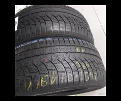2 GOMME 245 40 19 NOKIAN A61084