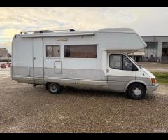 Laika ECOVIP 2 FORD 2.5 TD 7 POSTI ANNO 1994