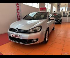 Volkswagen Golf 1.6 TDI DPF DSG 5p. Highline