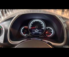 Volkswagen Maggiolino 2.0 TDI Design BlueMotion Te - 11