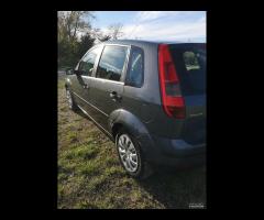 Ford Fiesta 1.2 16V 5p - SI Neopatentati - 6