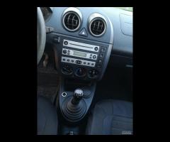 Ford Fiesta 1.2 16V 5p - SI Neopatentati - 10