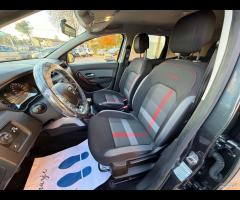 Dacia Duster 1.6 SCe GPL 4x2 - Neopatentati - 13