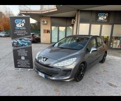 Peugeot 308 1.6 HDi 90CV 5p. - Neopatentati