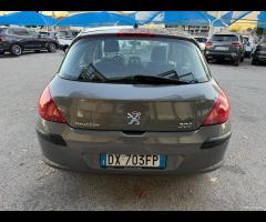 Peugeot 308 1.6 HDi 90CV 5p. - Neopatentati